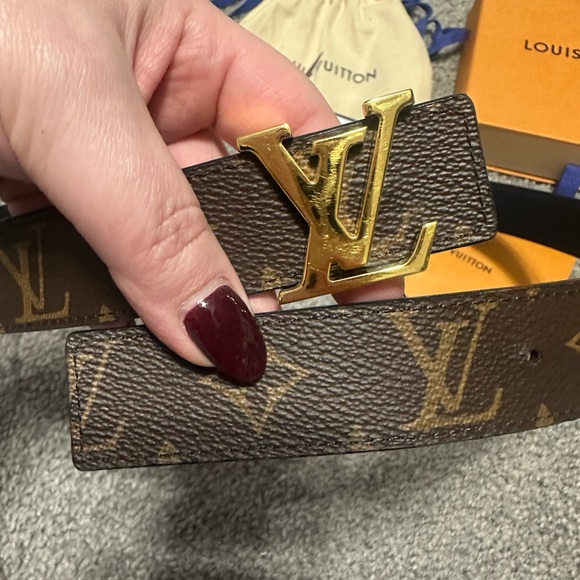 🌸Louis Vuitton Reversible Belt🌸 - Picture 4 of 8